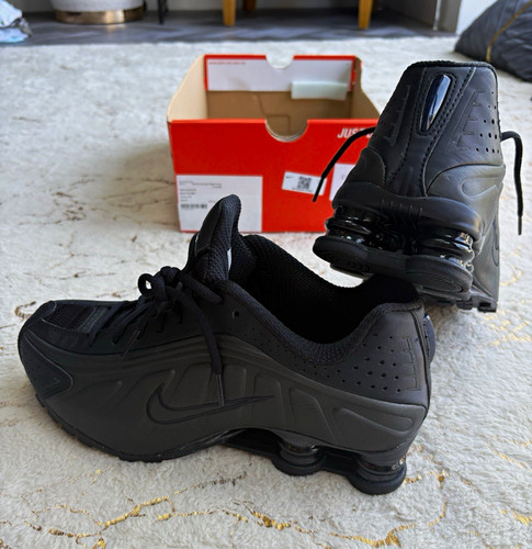 Nike shox men - nike, lace