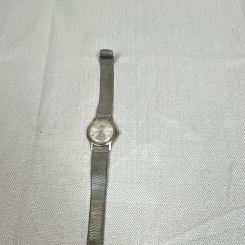 Braun quartz analog wristwatch - quartz,