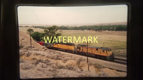 Dr14 train engine locomotive - engine,