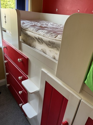 Cabin bed with - bed,
