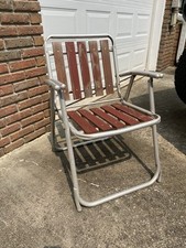 VINTAGE! Aluminum Red Wood