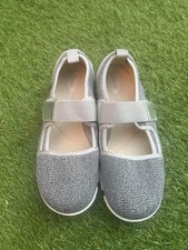 Ladies Clarks Silver/Grey Trigenic Amelia Bar Shoes Size UK 7.5
