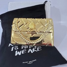 Kurt Geiger Hard Case drench