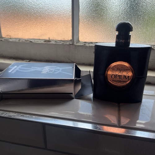 Yves saint laurent black opium - laurent,