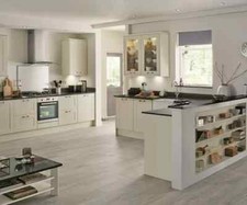 Howdens  Discontinued  Burford