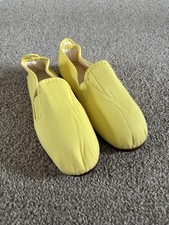 Flossy Yellow Canvas Slip-On, Kids, Size EUR 33, New Without Box