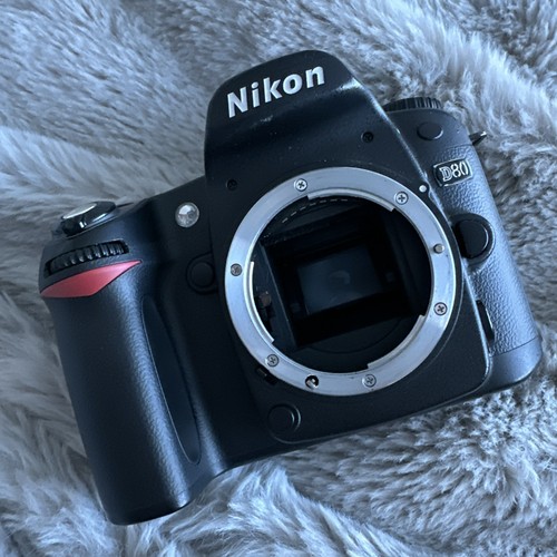 Nikon d80 2mp digital - nikon,