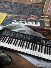Yamaha Portatone PSR-110