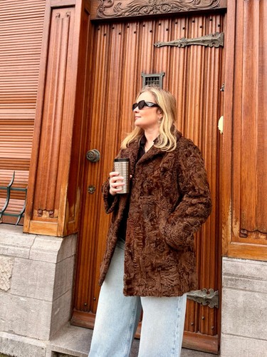 Luxury vintage brown karakul - brown,
