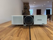 Epson EB-L610u 1080p Laser 6000 Lumens Projector HDMI Full HD Wi-Fi 584h Use