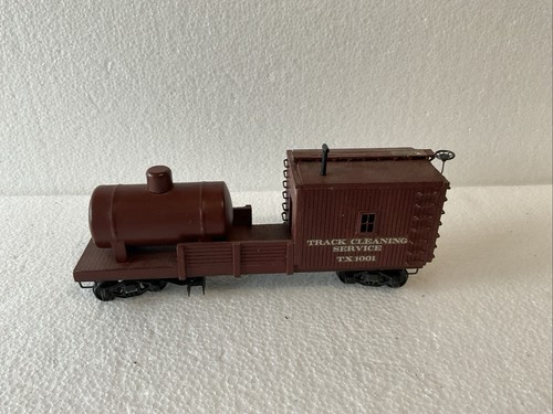 Unbranded track cleaning - ho,