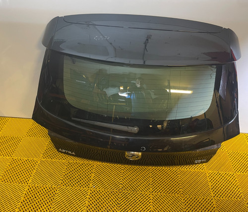 Vauxhall astra tailgate boot - vauxhall,