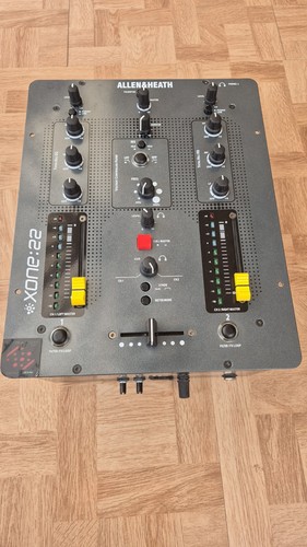 Allen heath xone 22 - heath,