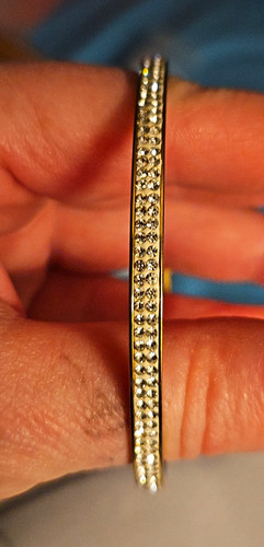 Gold tone pavé - pavé, clear