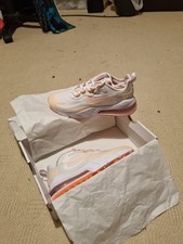 W Nike Air Max 270 React