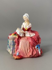 Royal Doulton Pretty Ladies Penelope 16cm Figurine HN1901 1939 Leslie Harradine.