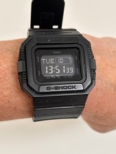 Casio Digital G-Shock Japan Screwback DW-D5500BB Working Great Condition 