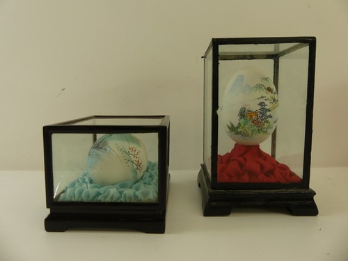 Two decorative hand - (refjoh42),