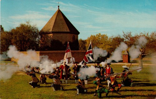 Postcard colonial williamsburg - postcard,
