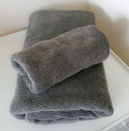 Ralph lauren luxury grey towel - lauren,