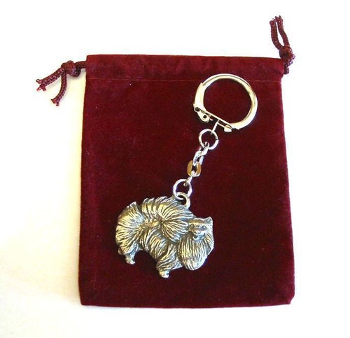 Pomeranian dog pewter keyring - dog,