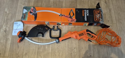 Black decker 700w corded - 700w,