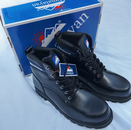 Steel toe boots size - steel,