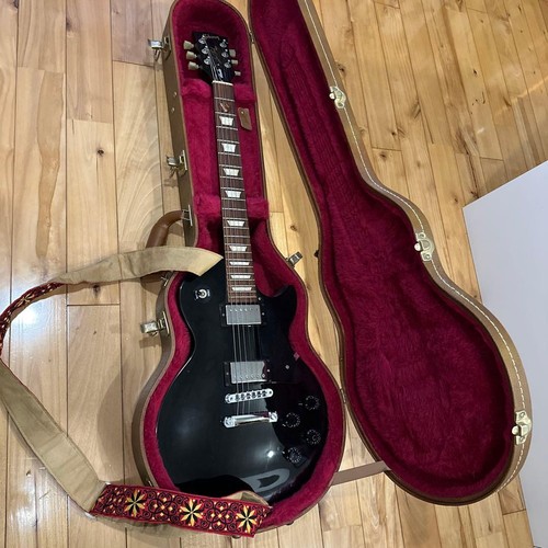 Gibson les paul studio with - paul,