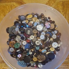 Vintage Buttons Job Lot