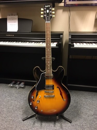 Epiphone inspired gibson - by,