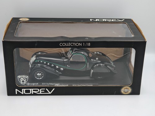 Black 1937 peugeot 302 - black,