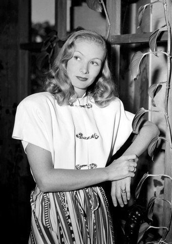 Veronica lake monochrome photo - veronica,