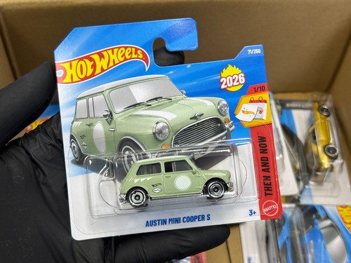 Hot wheels 2026 case - wheels, c