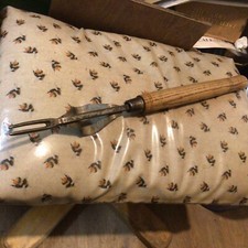 Vintage Daisy Grubber , Dandelion Weeder New Ash Handle 