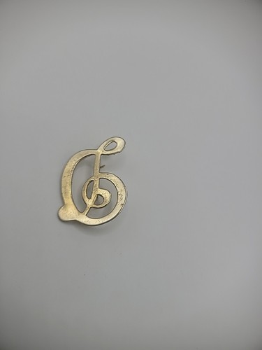 Vintage gold tone treble clef - vintage,