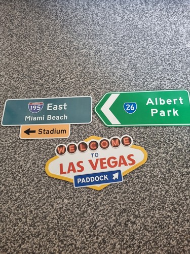 Circuit signs - circuit,
