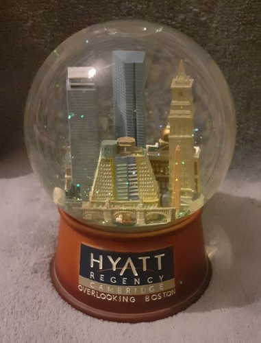 Large musical hyatt regency - musical,