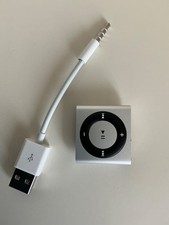 Apple Ipod Shuffle 4th Generation 2GB Silver Immaculate