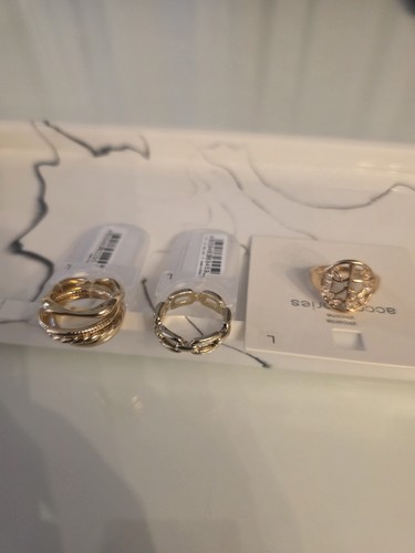 Three rins set - three, of