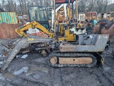 Volvo Ec15B Mini Digger Excavator dismantling for parts, !Sprocket 