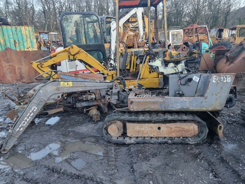 Volvo ec15b mini digger - volvo,