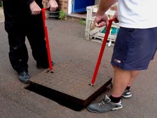Mustang Mini-Lift XL Manhole