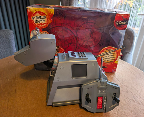 Size scale doctor who - scale, k-9