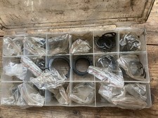 BOX OF ASSORTED CIRCLIPS