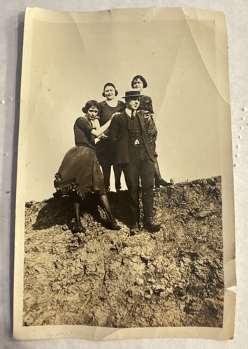 Vintage 1920s sepia photo - vintage,