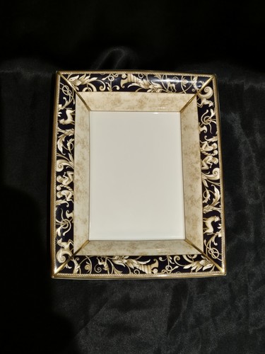 Rarely available wedgwood - available,