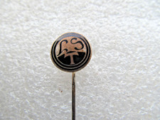 Old pin game club - pin,