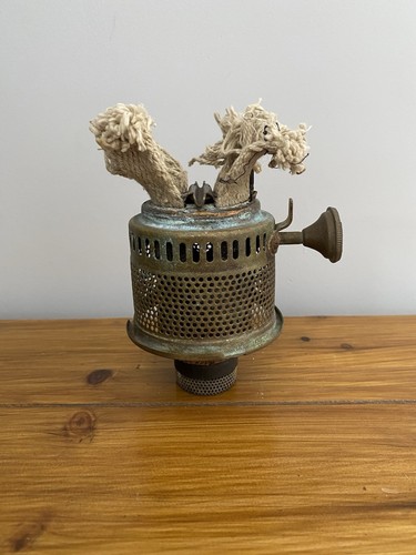 Vintage brass oil lamp - oil,