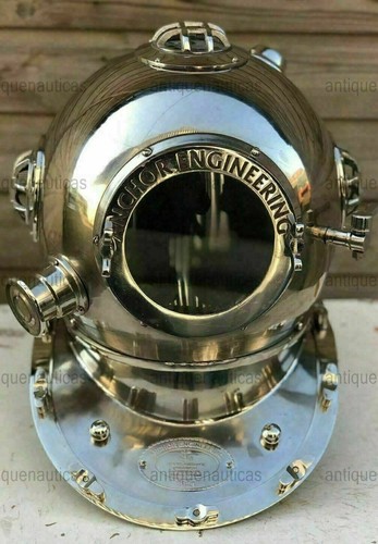 Diving divers helmet deep - diving,