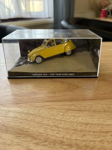 Fabbri james bond citroen - james,